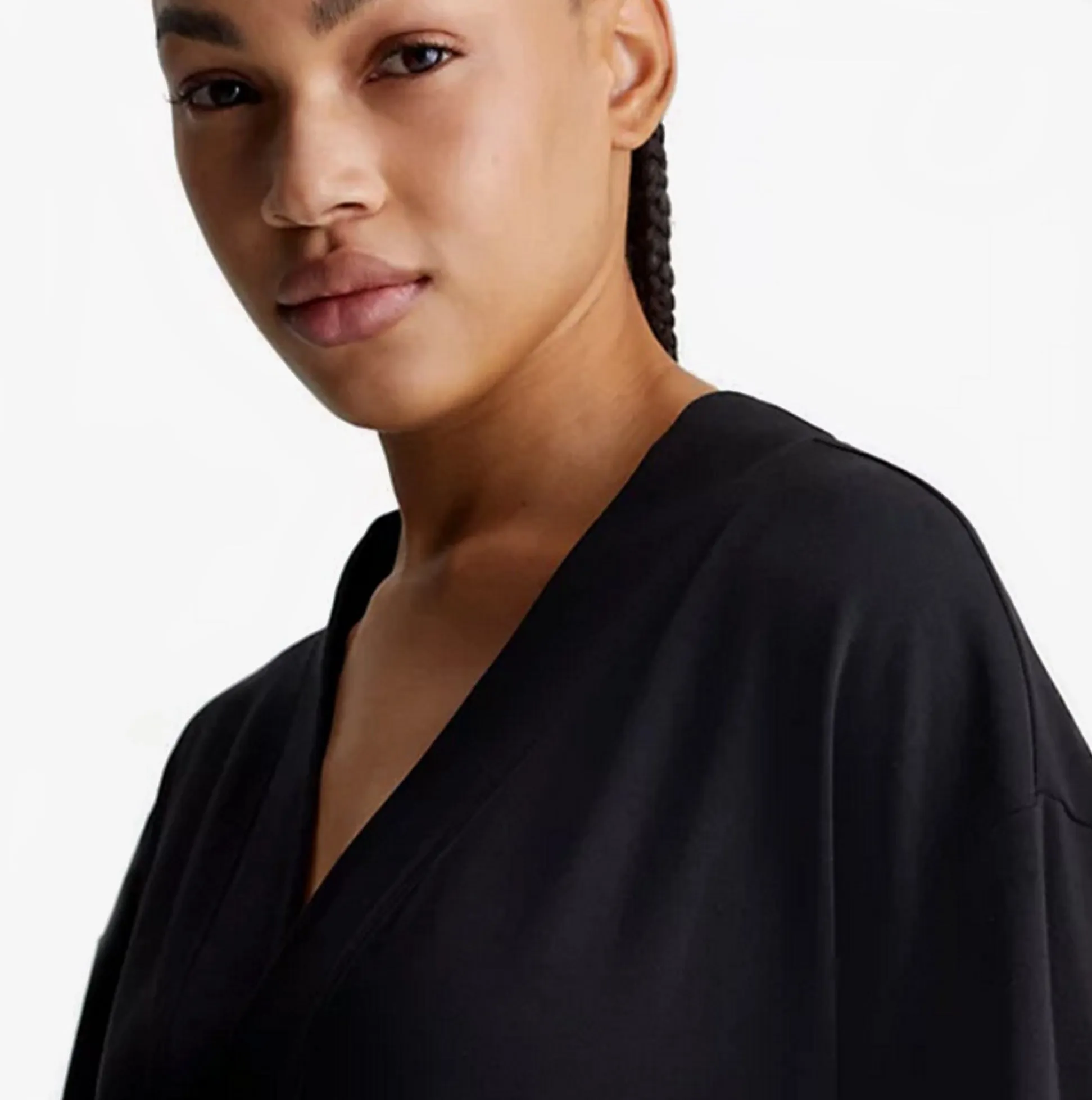 Calvin Klein INTENSE POWER Womens Bathrobe Black