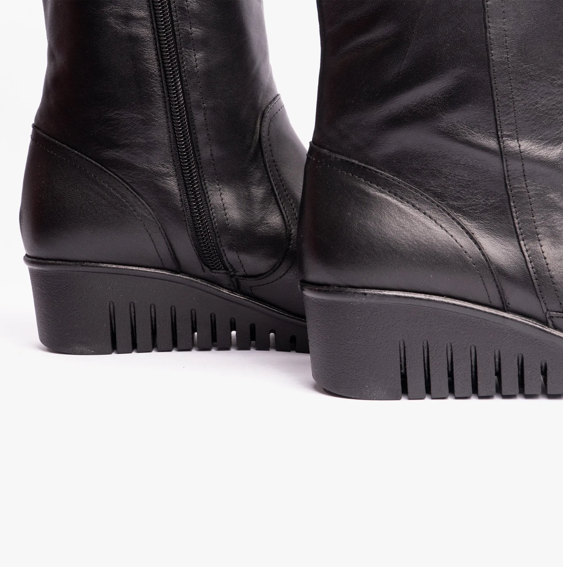 Lotus FITZGERALD Womens Tall Boots Black