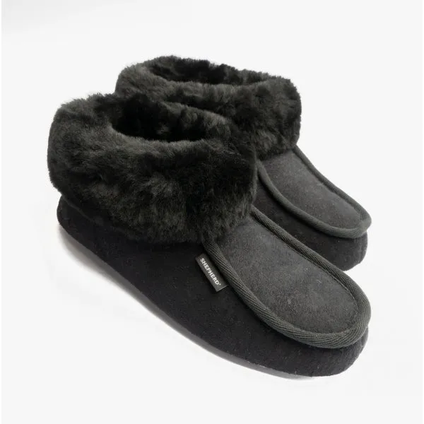 Shepherd MOA Womens Sheepskin Slipper Boots Black
