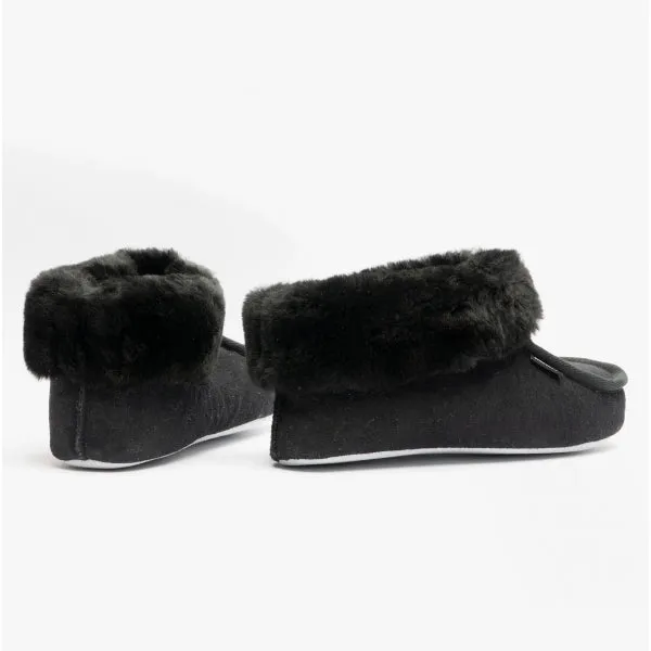 Shepherd MOA Womens Sheepskin Slipper Boots Black