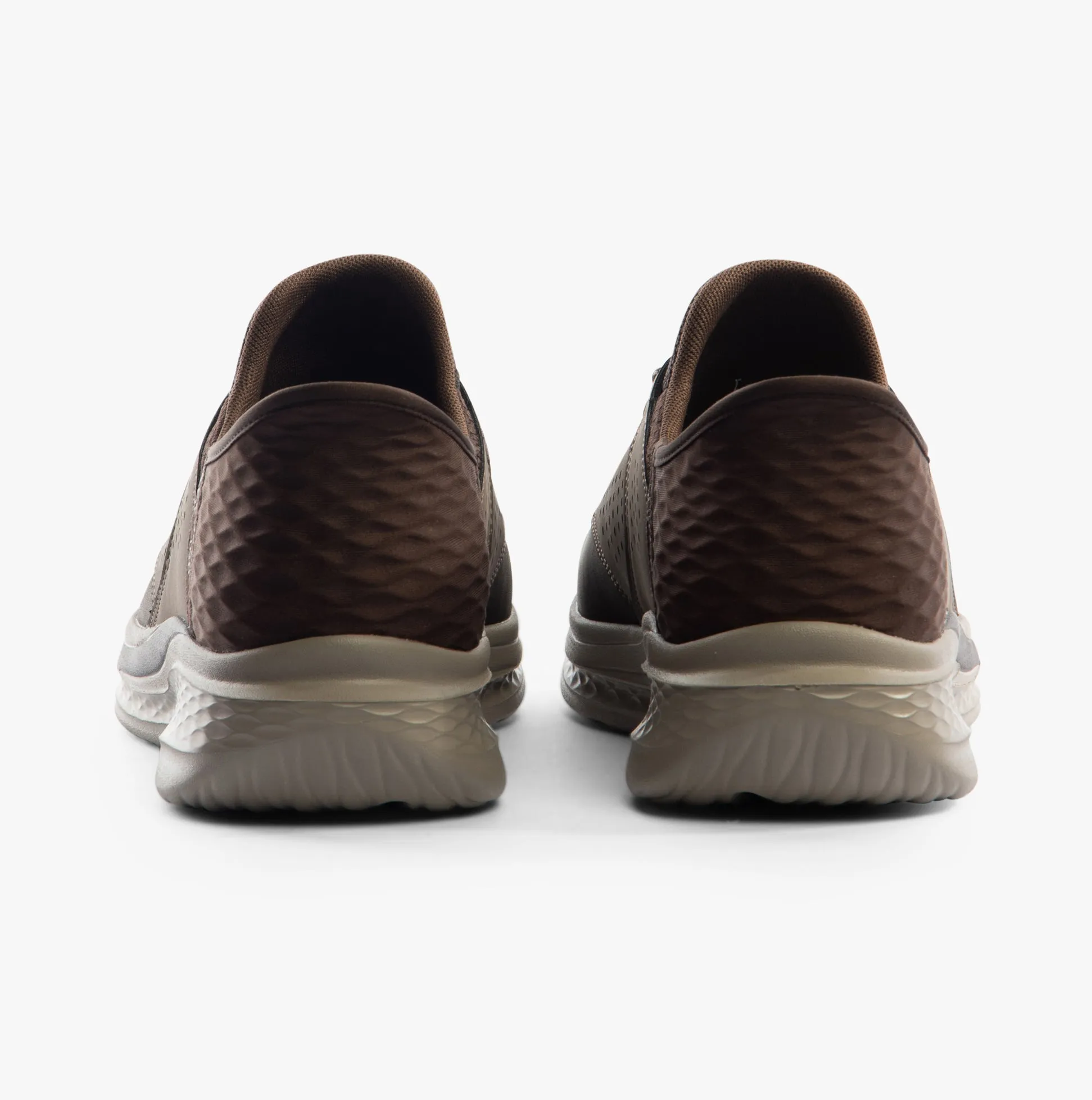 Skechers 210890/CHOC SLADE - MACKLIN Mens Trainers Chocolate