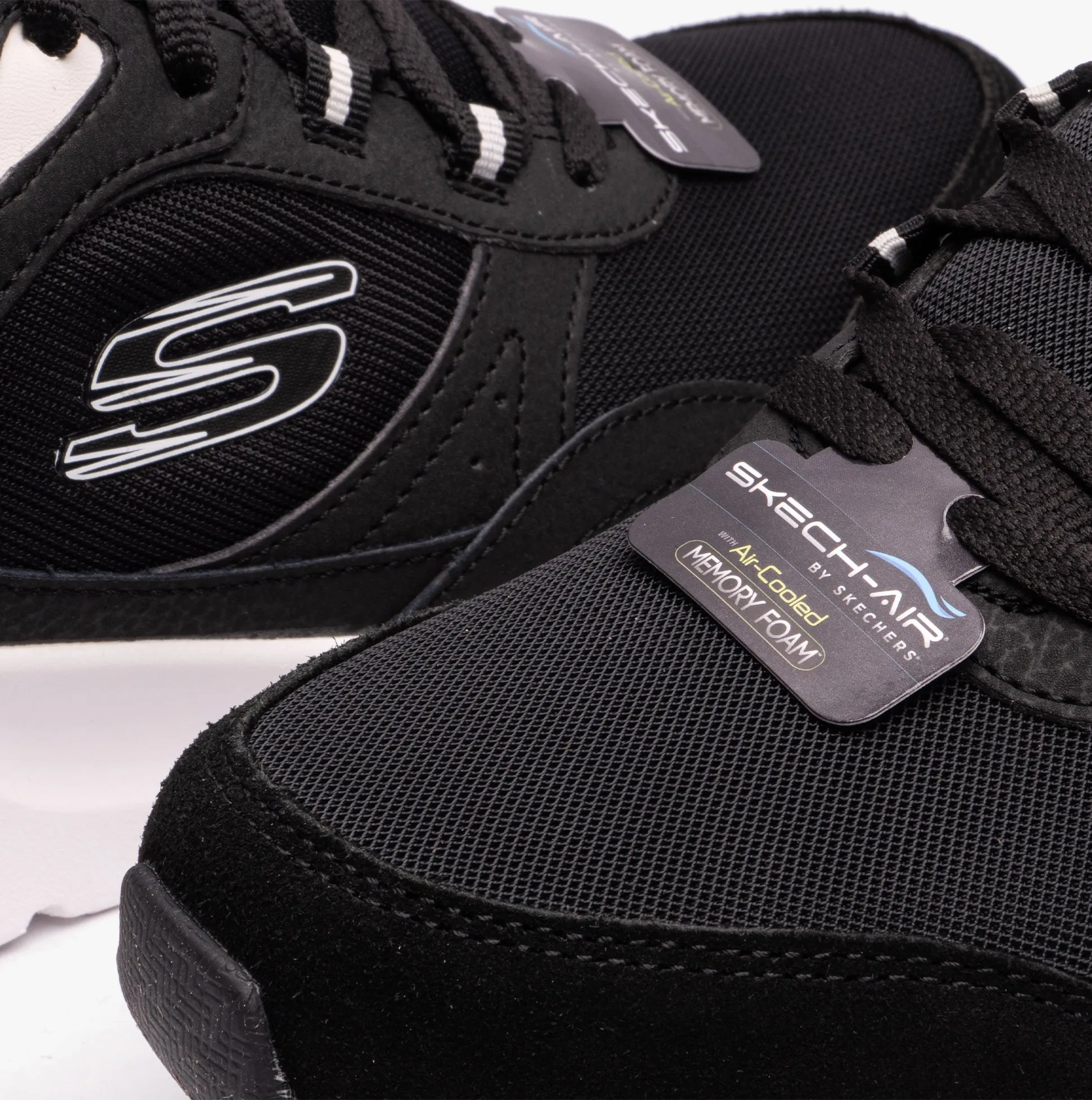 Skechers 232646/BKW SKECH-AIR COURT - HOMEGROWN Mens Trainers Black