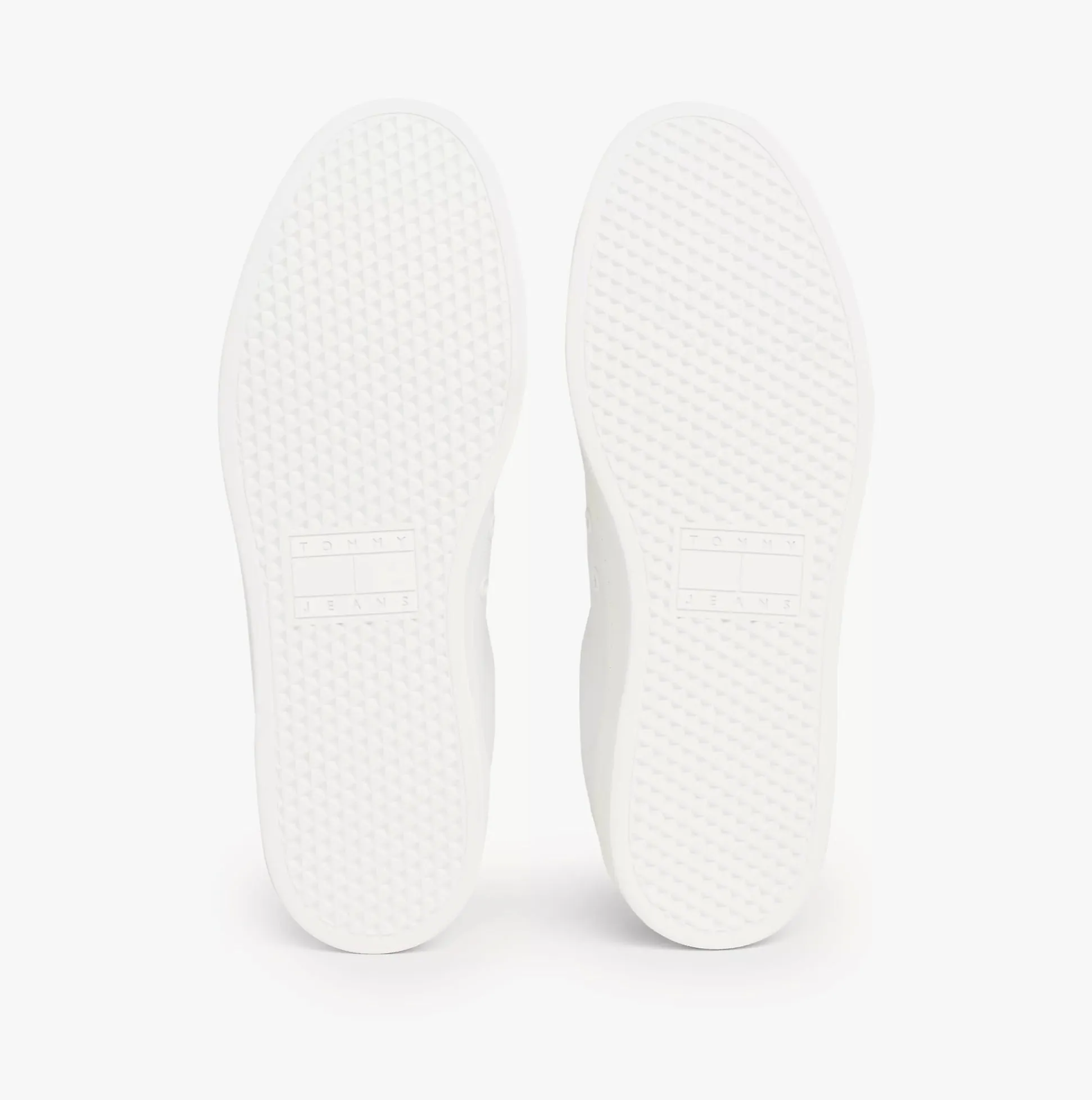 Tommy Hilfiger TJM LEATHER LOW CUPS Mens Trainers Ecru